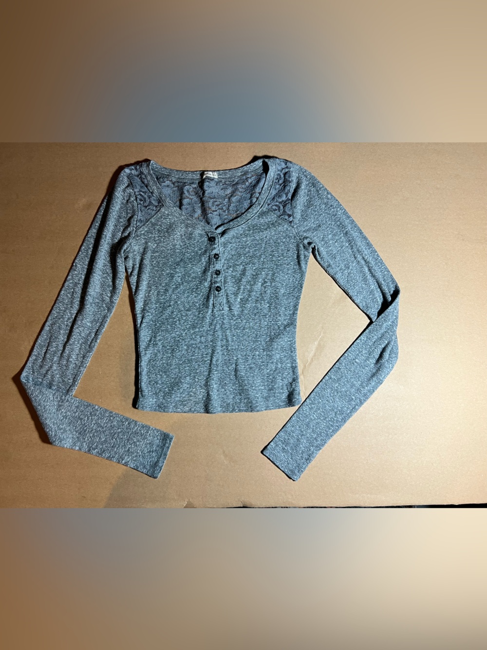 Hollister Heather Gray Long-Sleeve Henley Crop Top